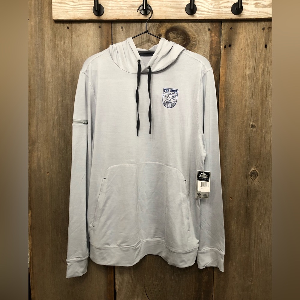 UPF 50 Helm Pullover UV Hoodie in Light Gray Size Mens Medium The Edge Rehoboth